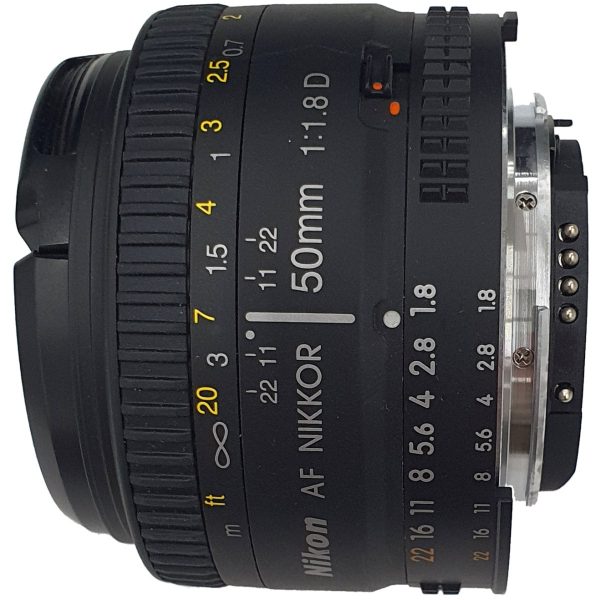 Nikon AF Nikkor 50mm 1:1.8D lens